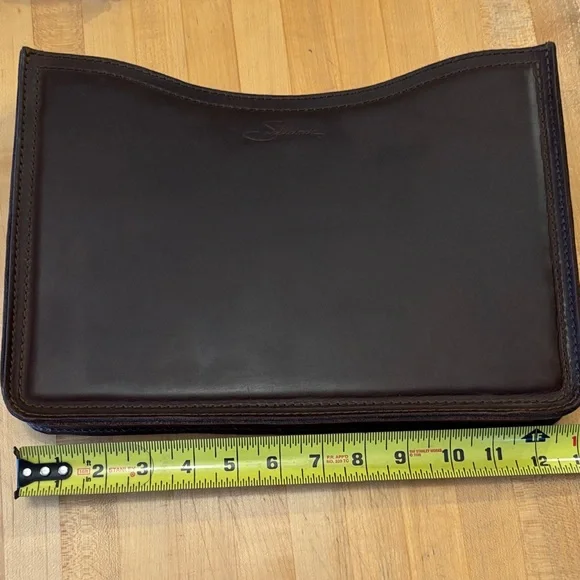 Stylish Saddleback dark brown Leather Laptop sleeve - Picture 4 of 6